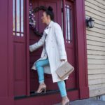 how-to-wear-baby-blue-pants-in-the-spring