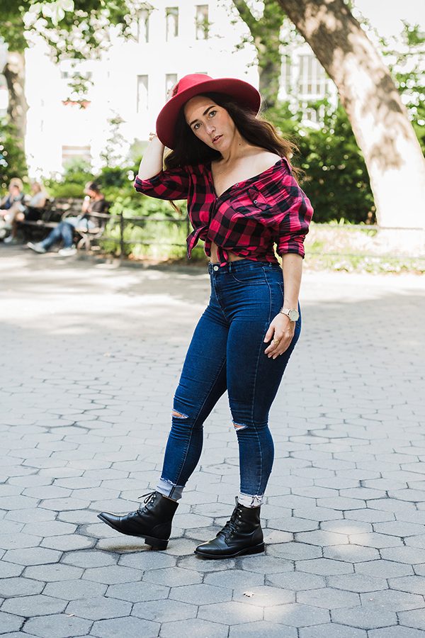 thursday-boots-curvy-influencer-ootd-1