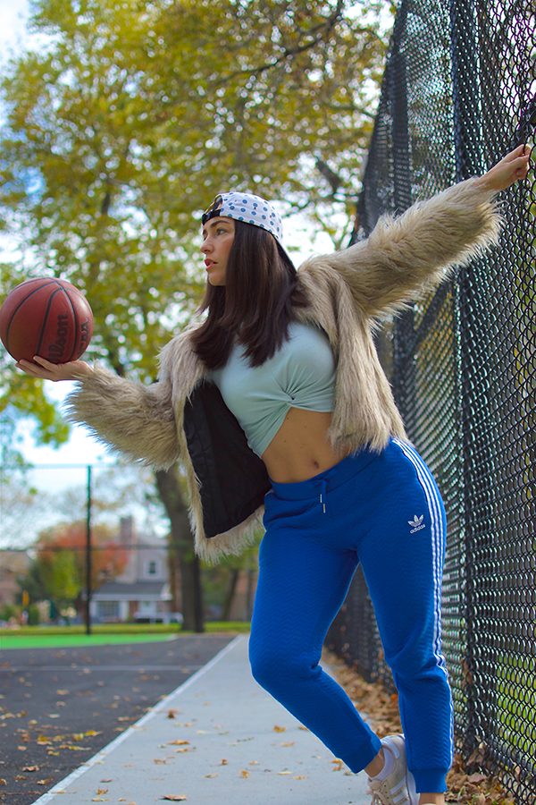 curvy-basketball-player