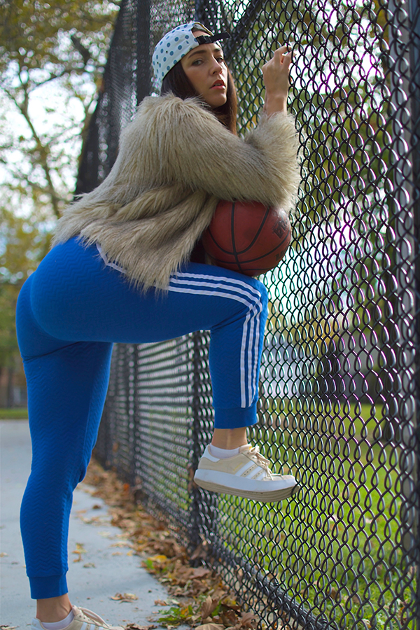 curvy-basketball-player